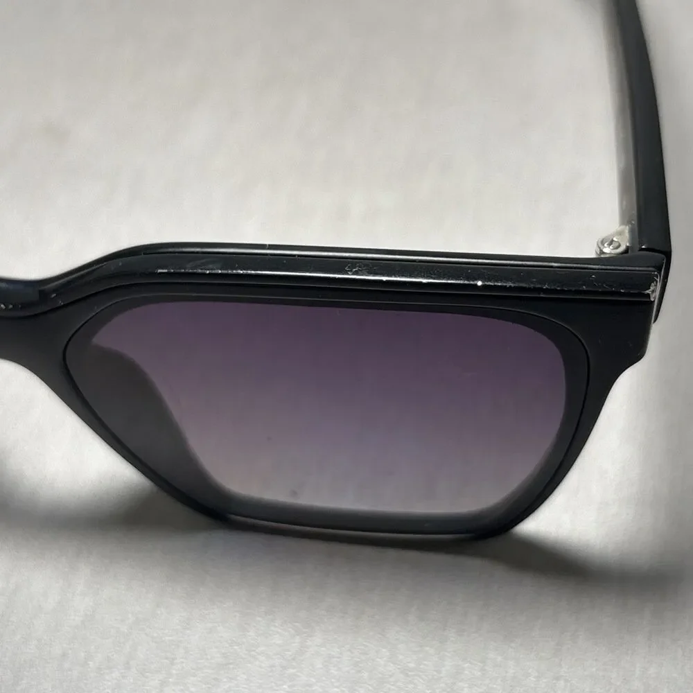 Quay Sunglasses Level Up 60-16-148 Black Frames Blue Beige Fade Lenses